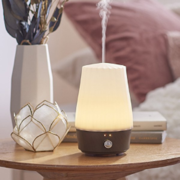 アロマディフューザー クチュール[ミスト式]【2色】